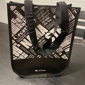 Lululemon small tote bag
